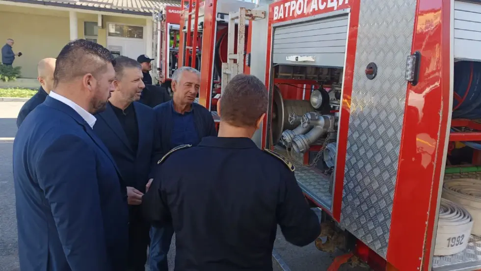 Петрово ватрогасац