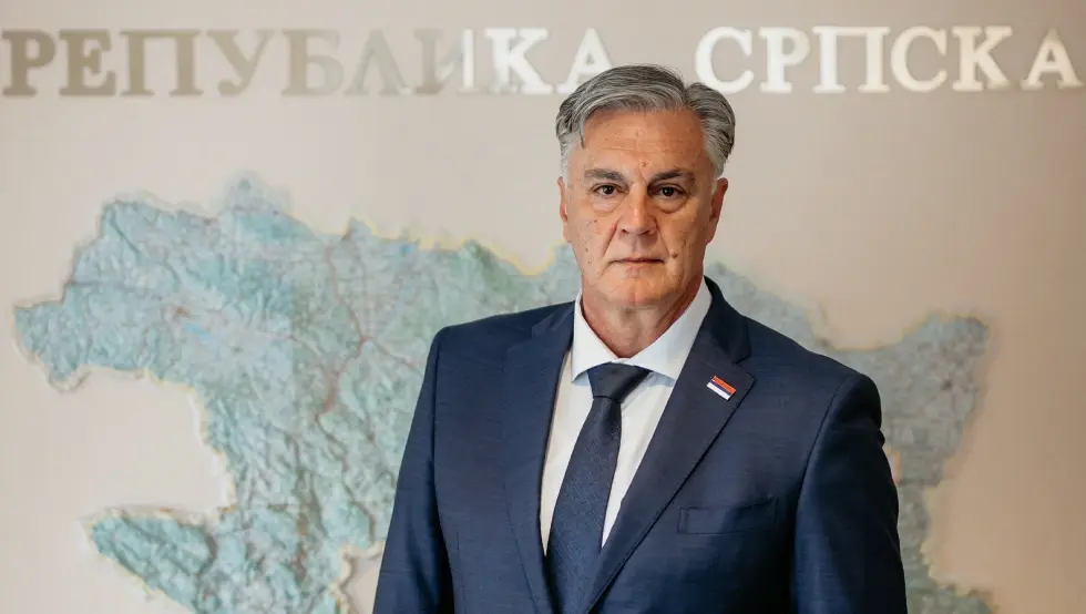 Синиша Каран