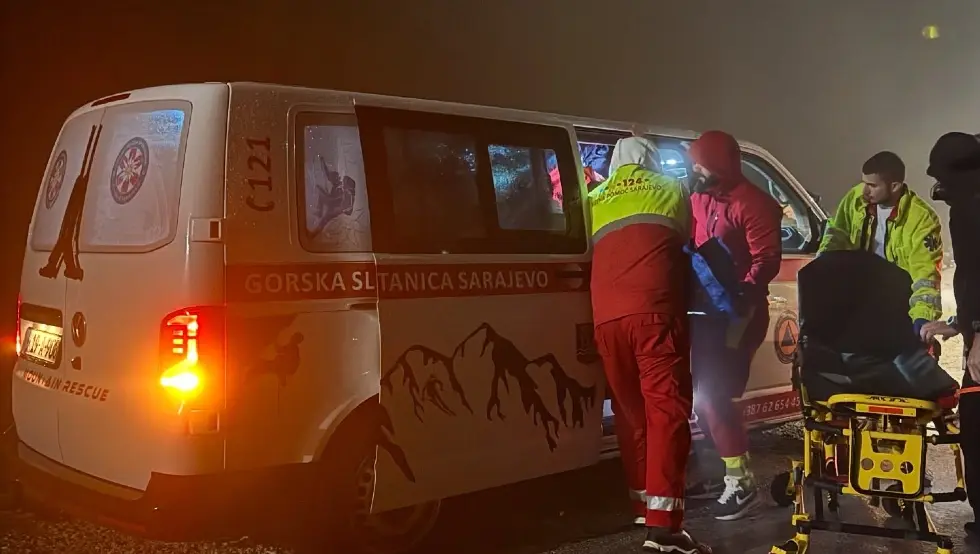 Spasioci po mraku izvukli muškarca sa Sedam vrela