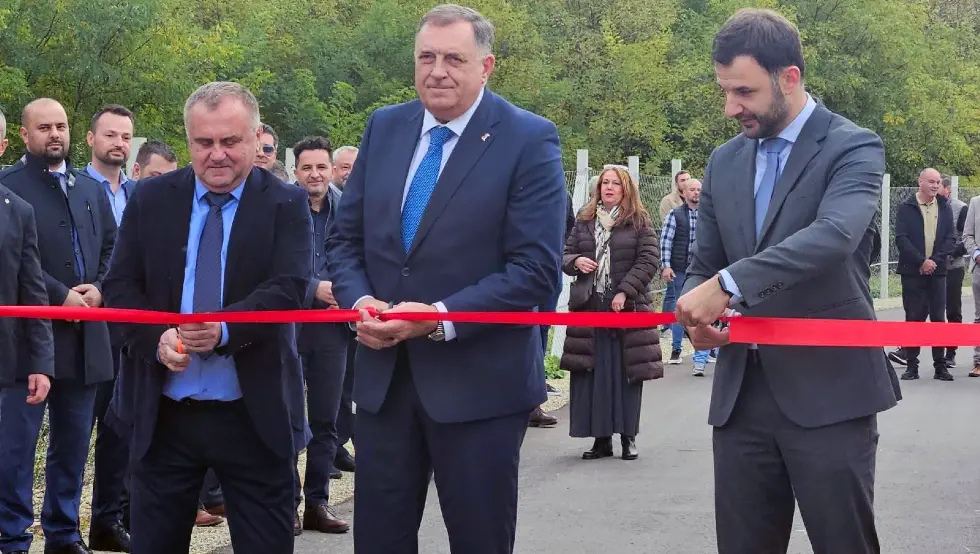 Додик отварање Твек