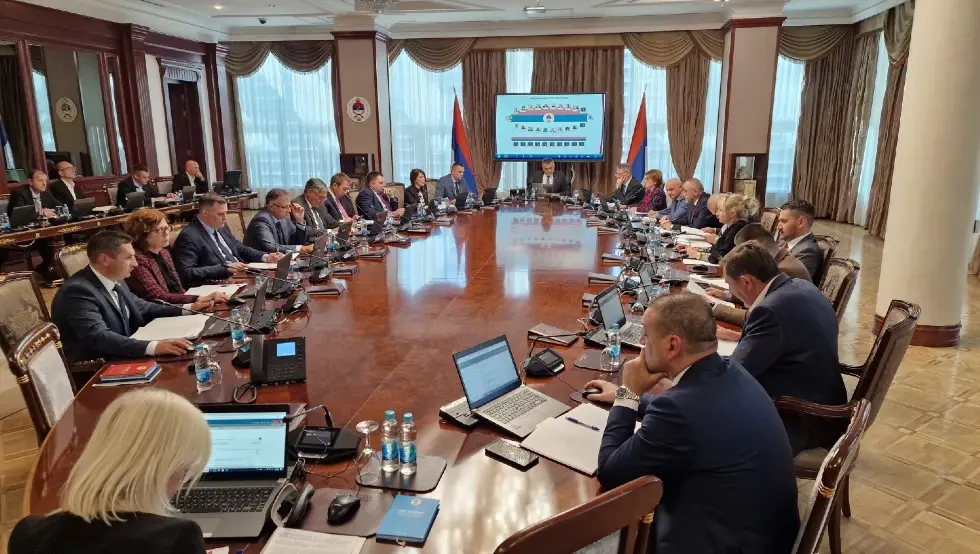 Održana sjednica: Vlada Srpske donijela brojne odluke - podrška privredi, infrastrukturi i potrošačima