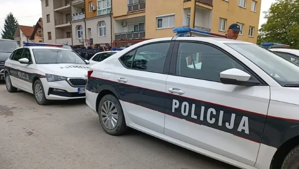 полиција тузла