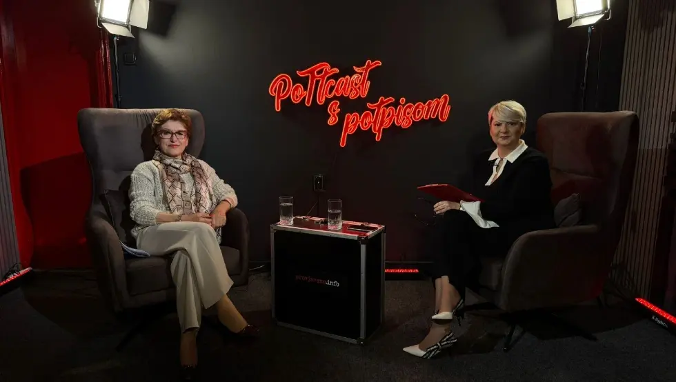 Зора Видовић