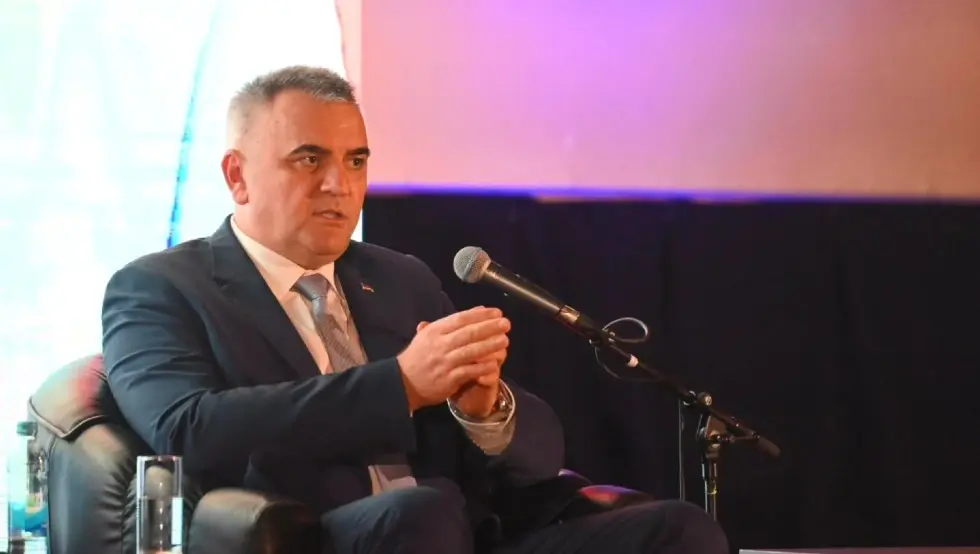 Минић: Шуме уписане на Српску један кроз један, остале новости ускоро