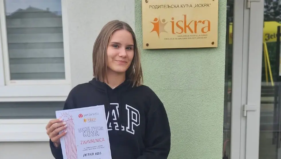 Veliko srce srednjoškolke: Umjesto u kantu, donirajte kosu Roditeljskoj kući "Iskra"