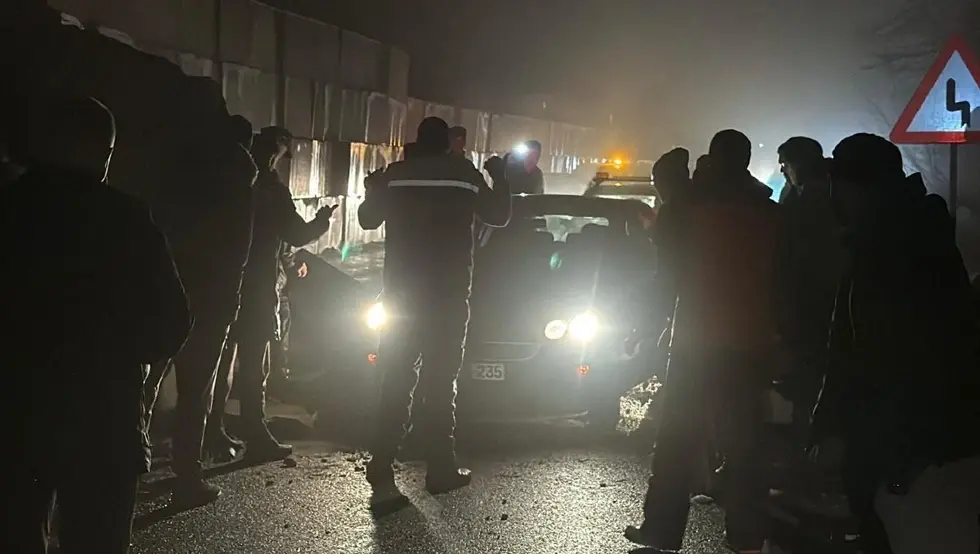 Одрон на путу Тузла-Сарајево: Саобраћај потпуно обустављен