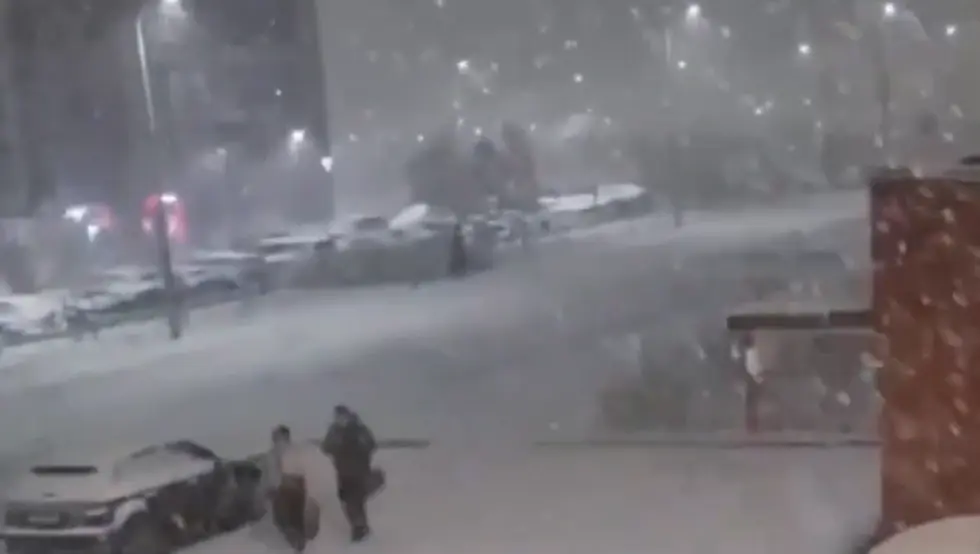 Први снијег пао у Москви са мјесец дана закашњења