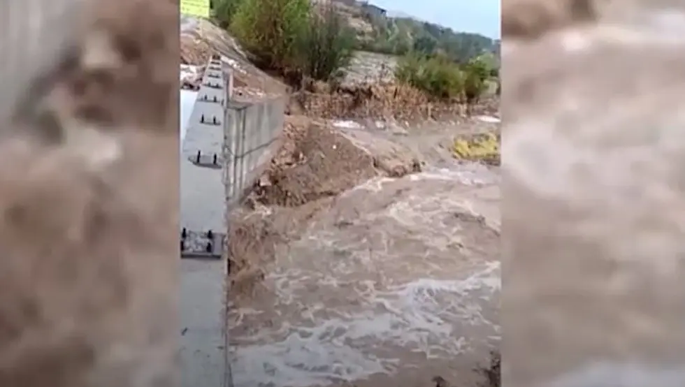 Након мјесеци суше у Ирану пала киша и изазвала бујичне поплаве