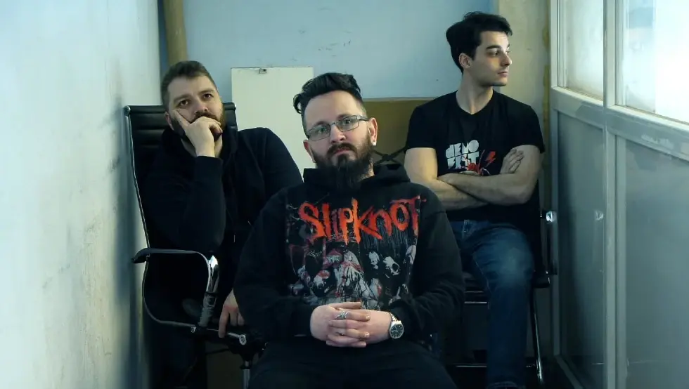 „Абердар“ представља нови албум „The Sun“ 6. децембра у К.С.Е.Т. пабу