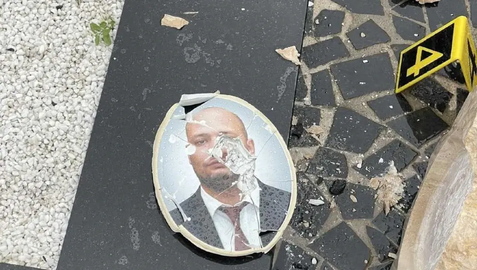 (ФОТО) Оскрнављен споменик убијеном инспектору Ненаду Марковићу