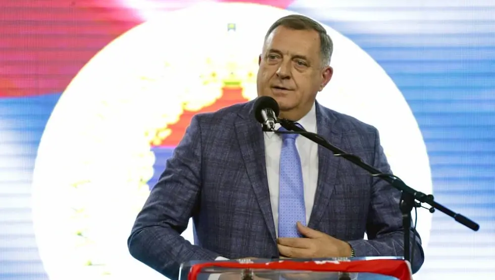 Милорад Додик