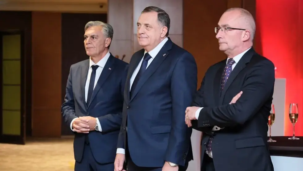 Синиша Каран