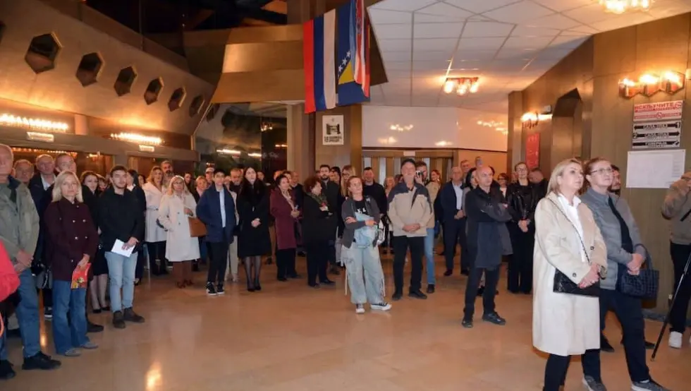 Међународни фестивал позоришта "Златна вила" у Приједору