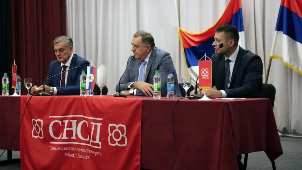 Милорад Додик