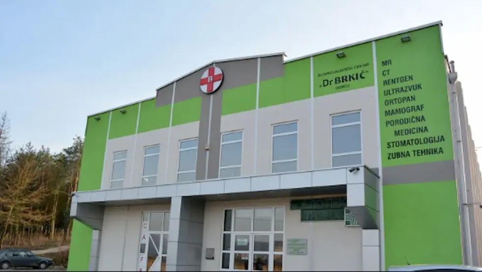 Проваљено у здравствену установу др Бркић у Добоју, украден новац