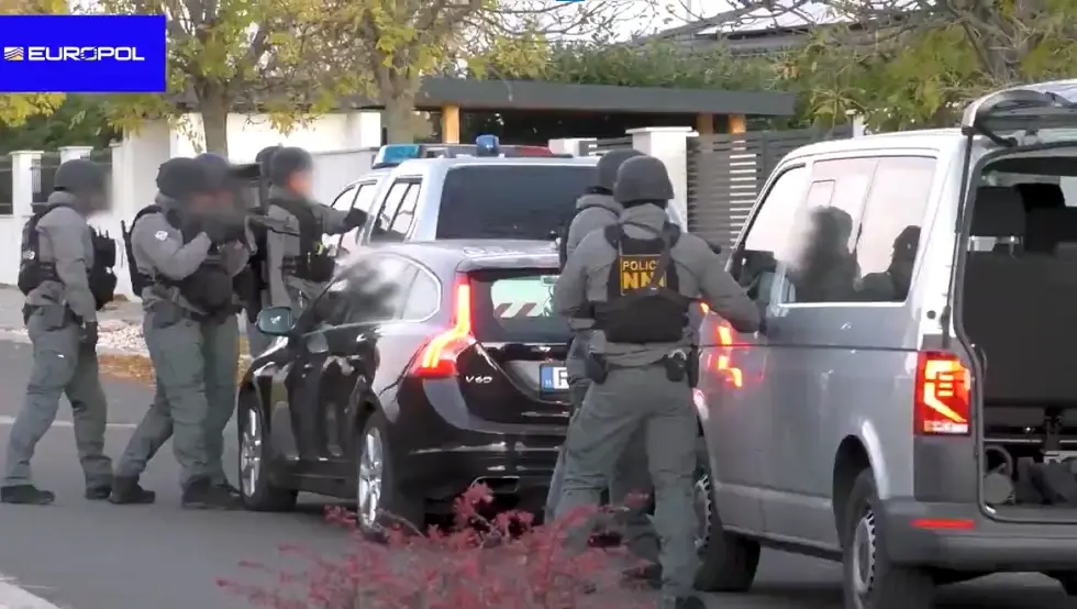 Велика акција Европола: Разоткривена мрежа која је производила синтетичку дрогу