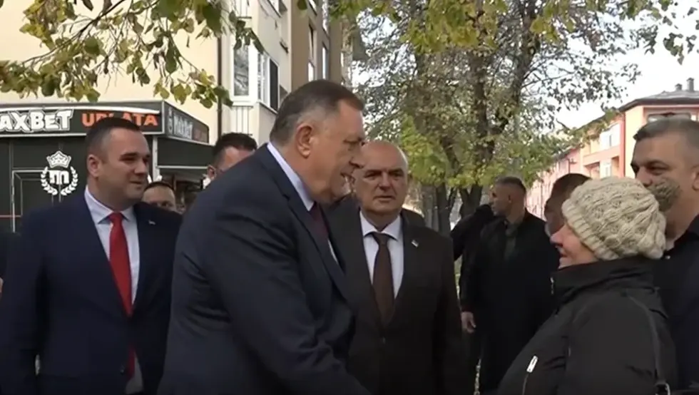 Додику пришла супруга погинулог борца