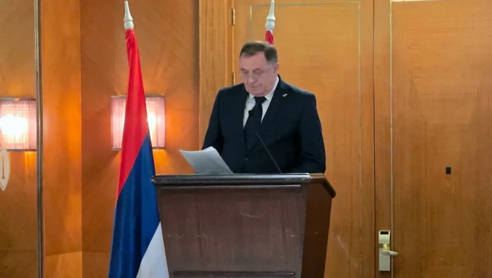 Милорад Додик