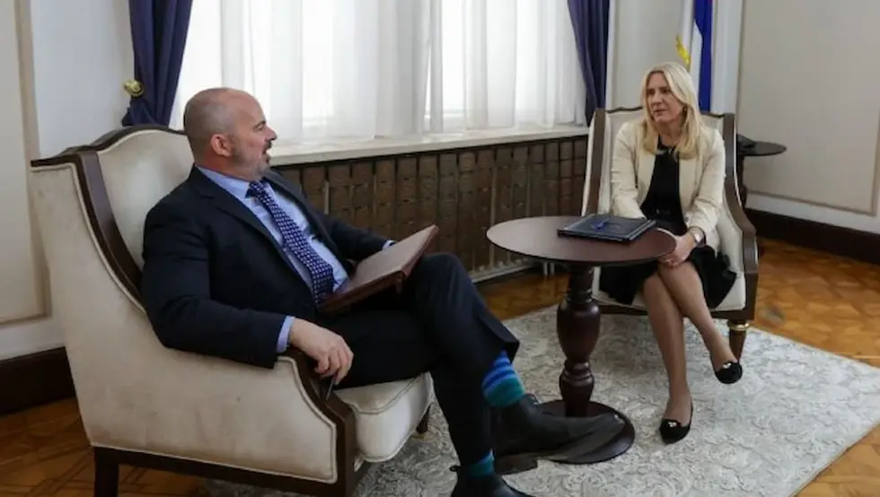 Цвијановић са Гинкелом о јачању сарадње