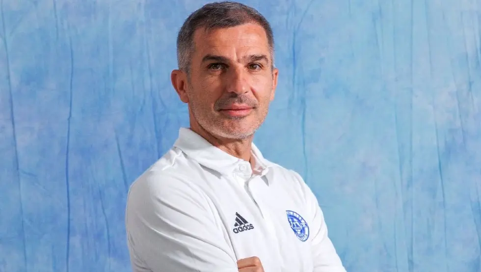 Ненад Стојаковић