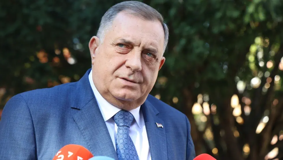 Милорад Додик