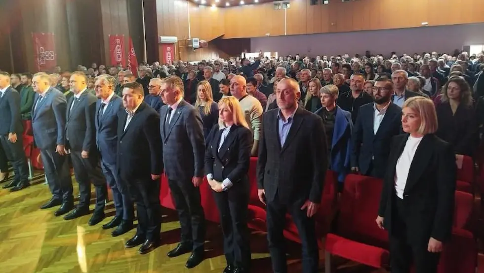 Додик: Сви који гласају мимо Карана гласају за Шмита и муслиманску чаршију