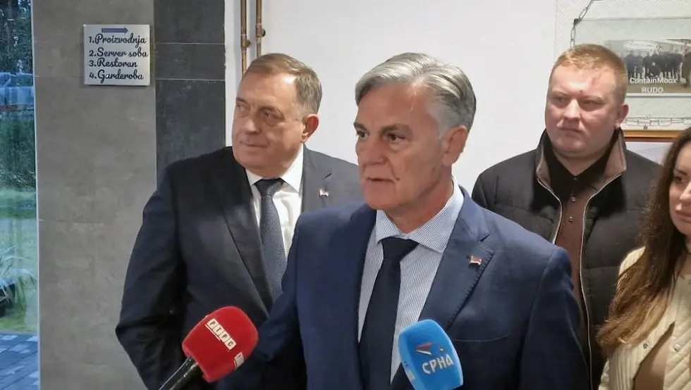 Синиша Каран