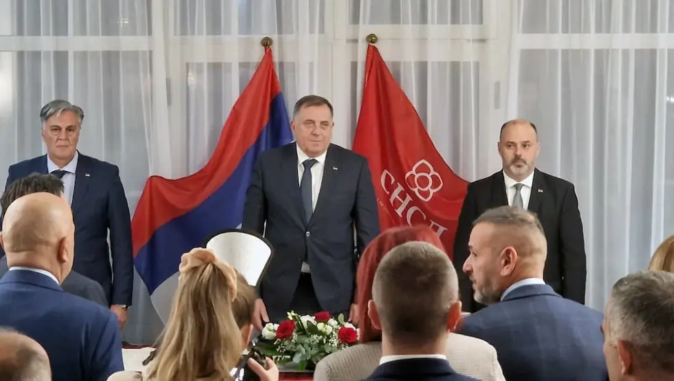 Милорад Додик