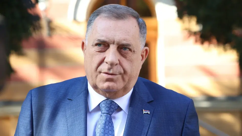 Милорад Додик