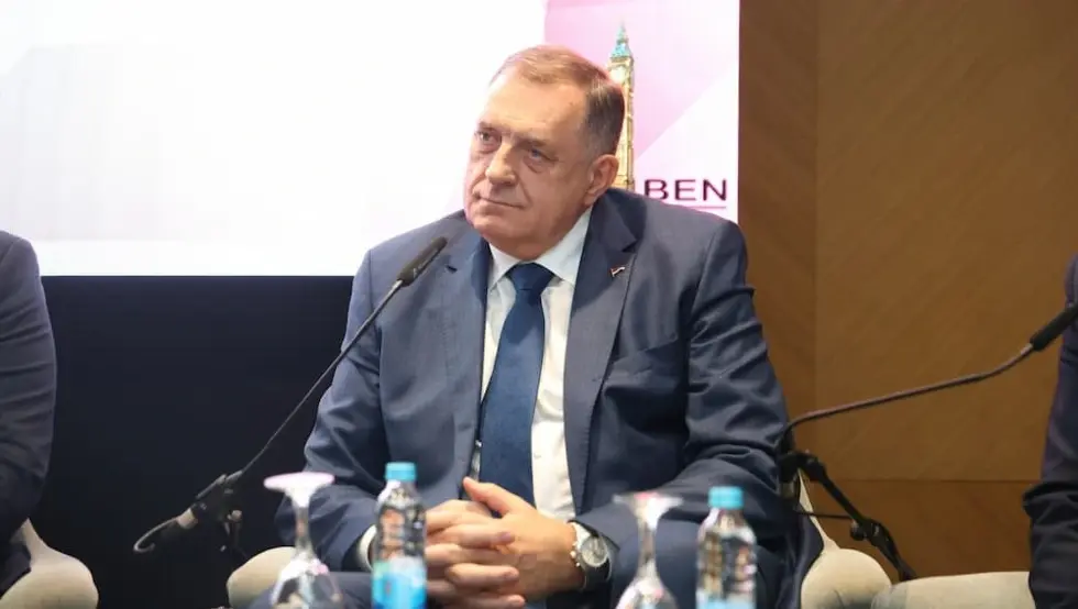 Милорад Додик