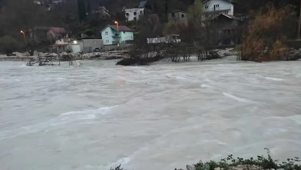 Мостар Поплаве