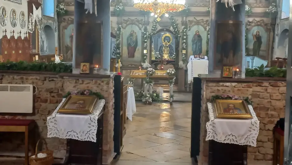 света литургија поводом 300 година Цркве