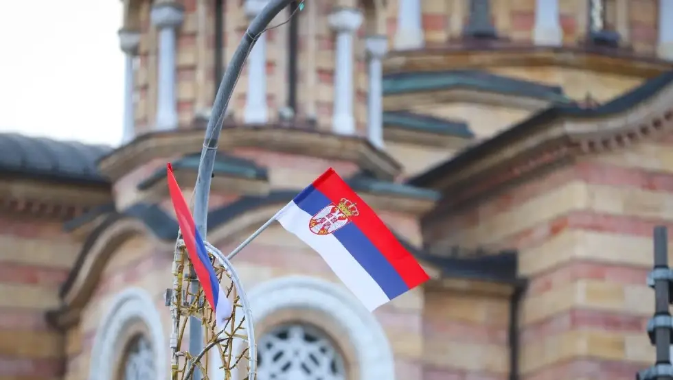 (ФОТО) Бањалука окићена заставама Републике Српске и Србије