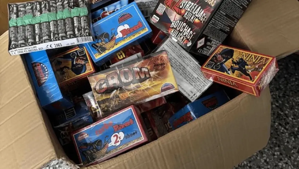 (ФОТО) Одузета пиротехничка средства у Козарској Дубици