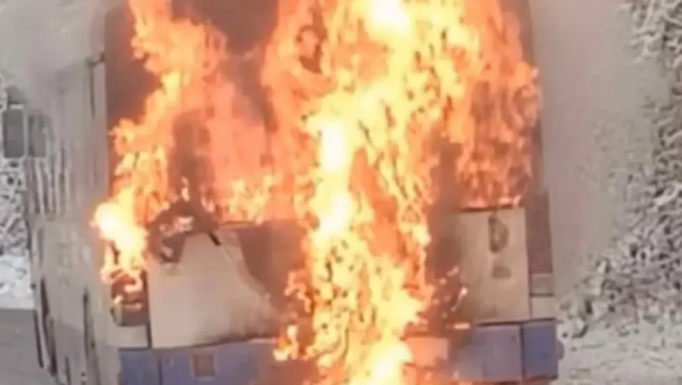 Изгорио аутобус