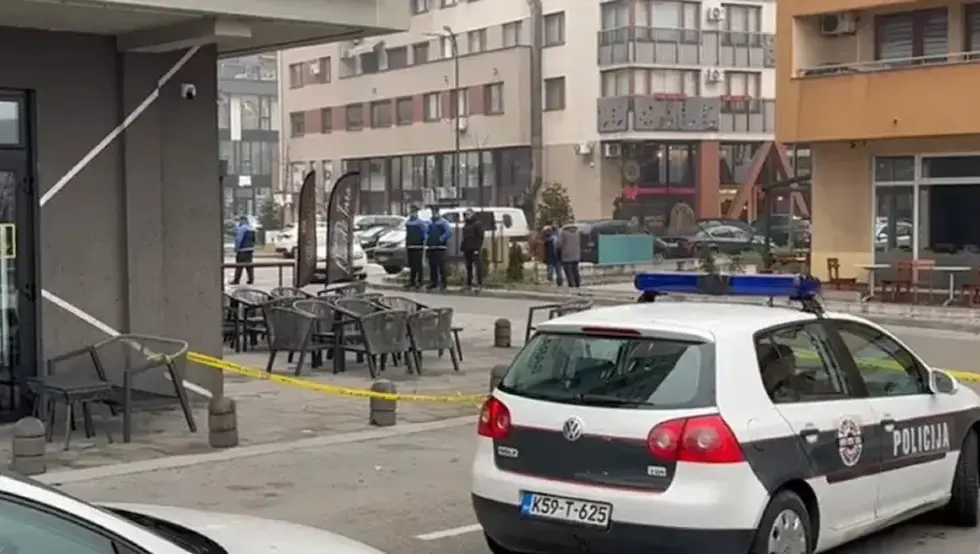 Експлозија испред кафића у Сарајеву, полиција оградила подручје