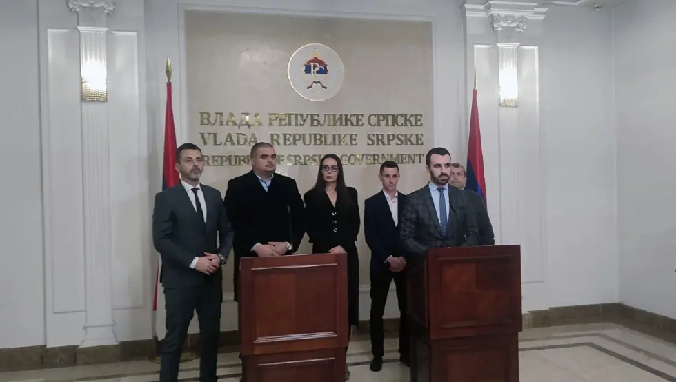 Немања Давидовић