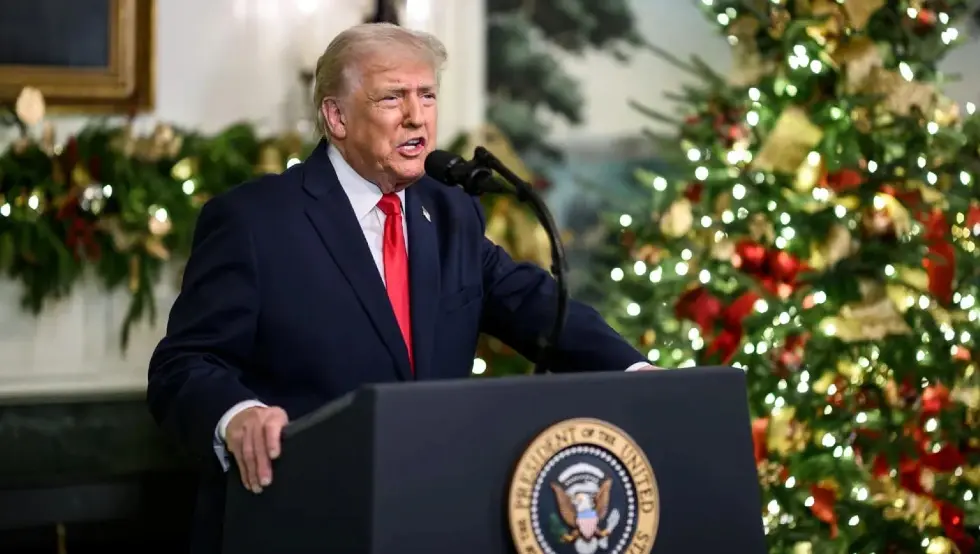 "Срећан Божић свима, укључујући и радикално љевичарски олош": Трамп честитао Божић уз увреде