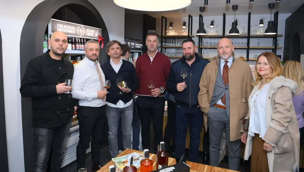 беч отварање