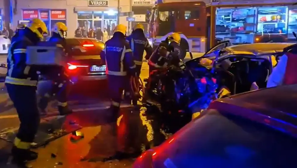 Нови Сад несрећа