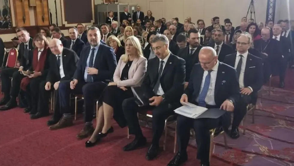 Загреб Дејтон