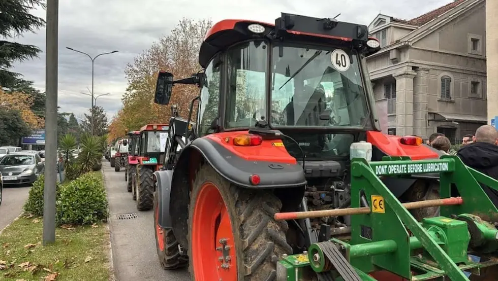 пољопривредници протест