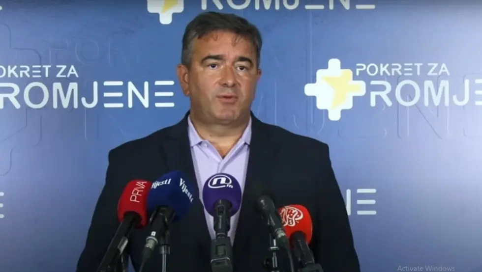 Небојша Медојевић