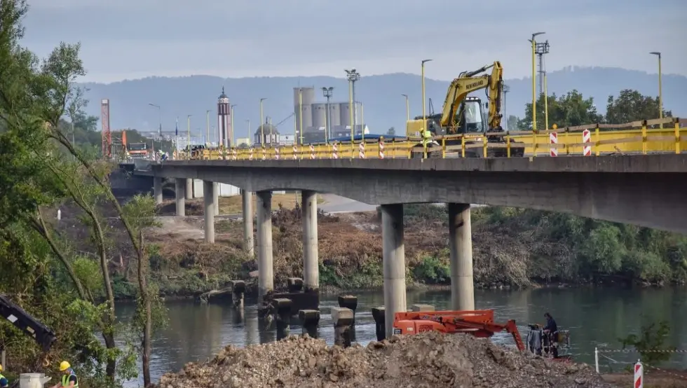 Мост Каракај