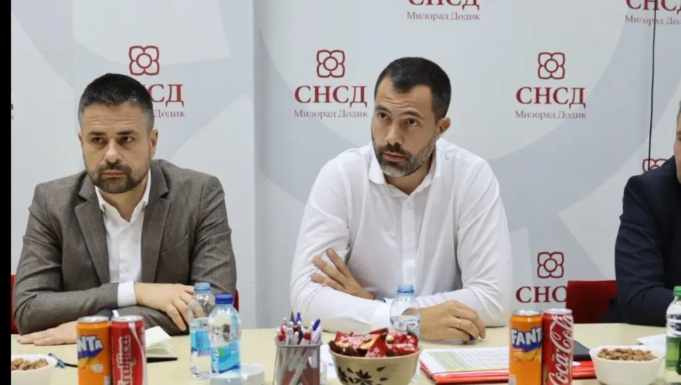 Воља народа је изнад политичких пресуда