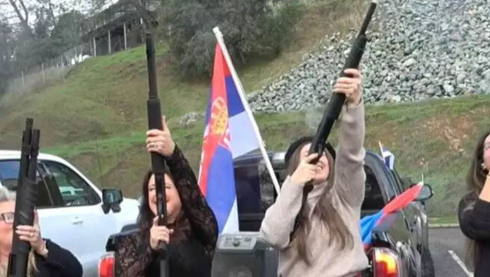 Српкиње славе Божић у Америци