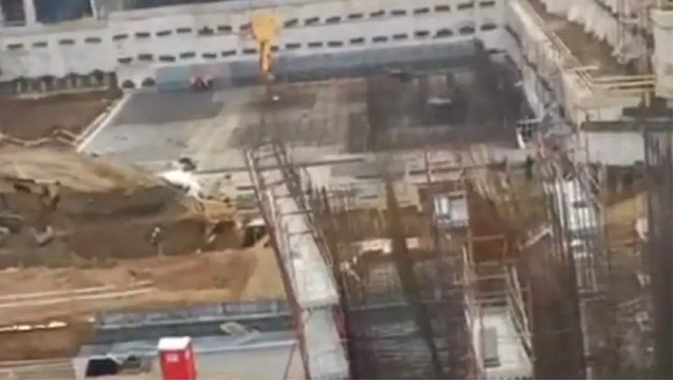 (ВИДЕО) Урушила се огромна скела у Загребу