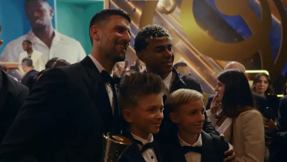 Стефан Ђоковић са Ламином Јамалом у Дубаију