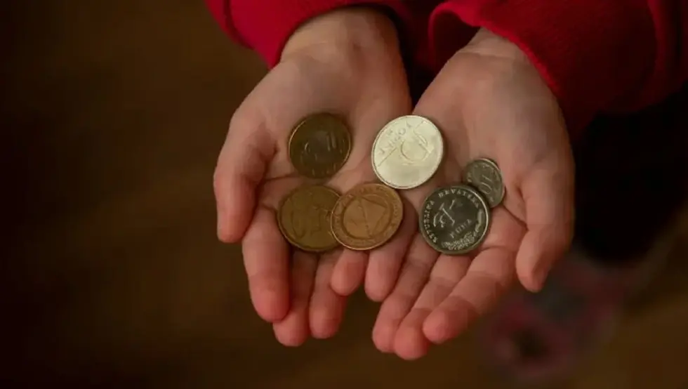 Злостављали своју и туђу дјецу због просјечења: Ево колико година робије их чека