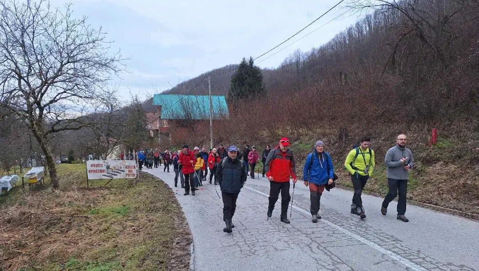 Планинарски марш